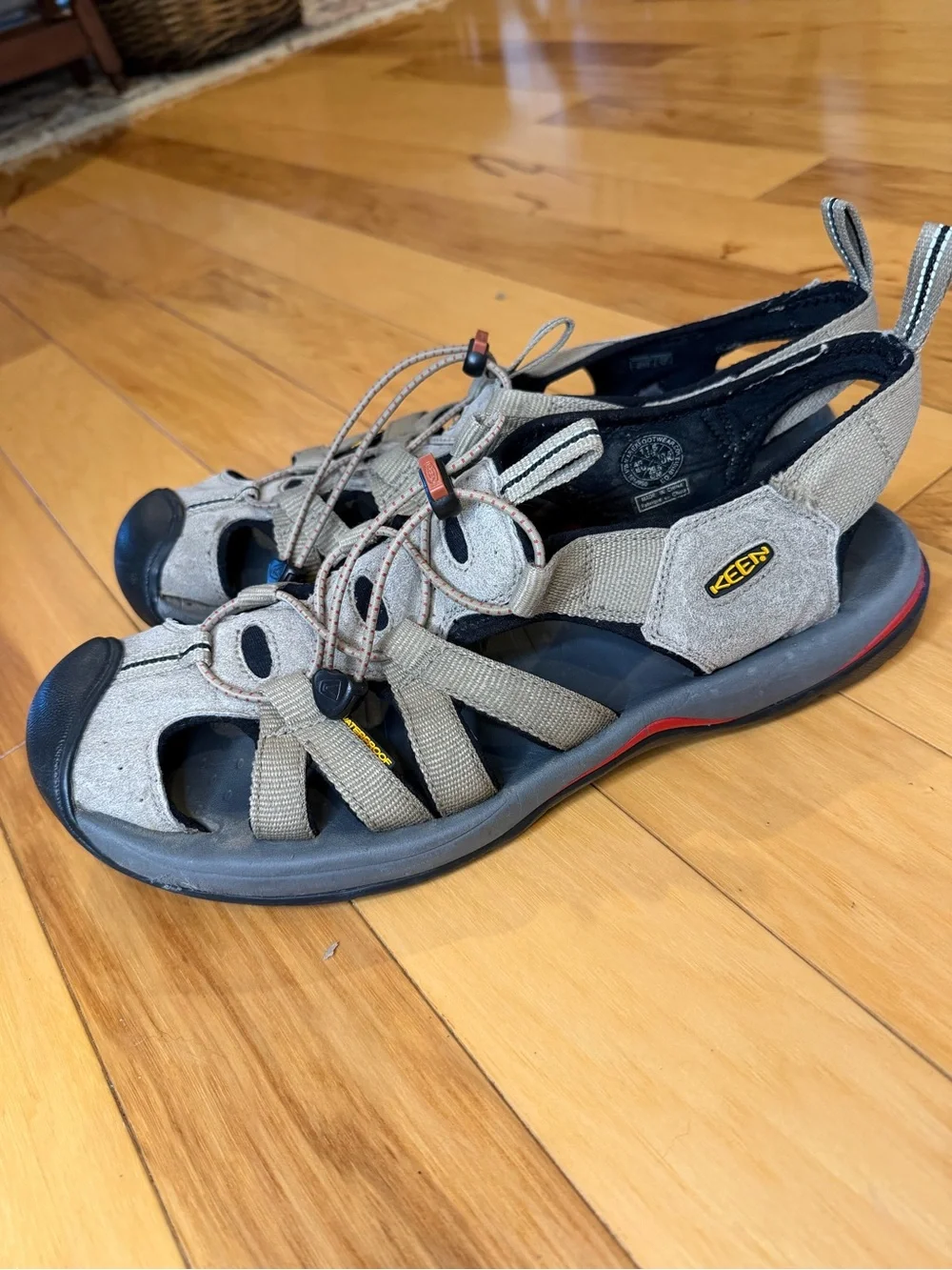 KEEN Newport H2 Men’s Waterproof Sandals Sz 11.5 Taupe Gray Hiking Water Shoes